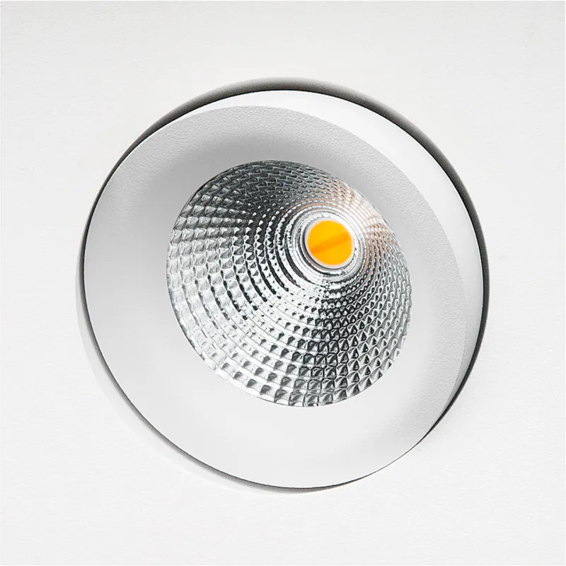 Sg Junistar Square IsoSafe DimToWarm Matt hvit 7W LED 2000-2800K